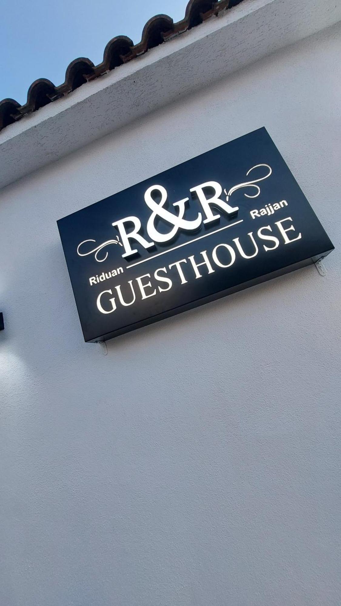 R&R Gesthouse Hotel Shiroka Luaran gambar
