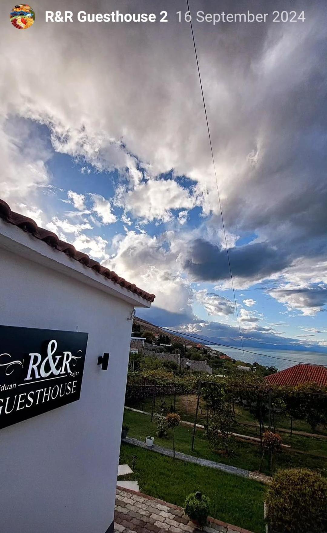 R&R Gesthouse Hotel Shiroka Luaran gambar